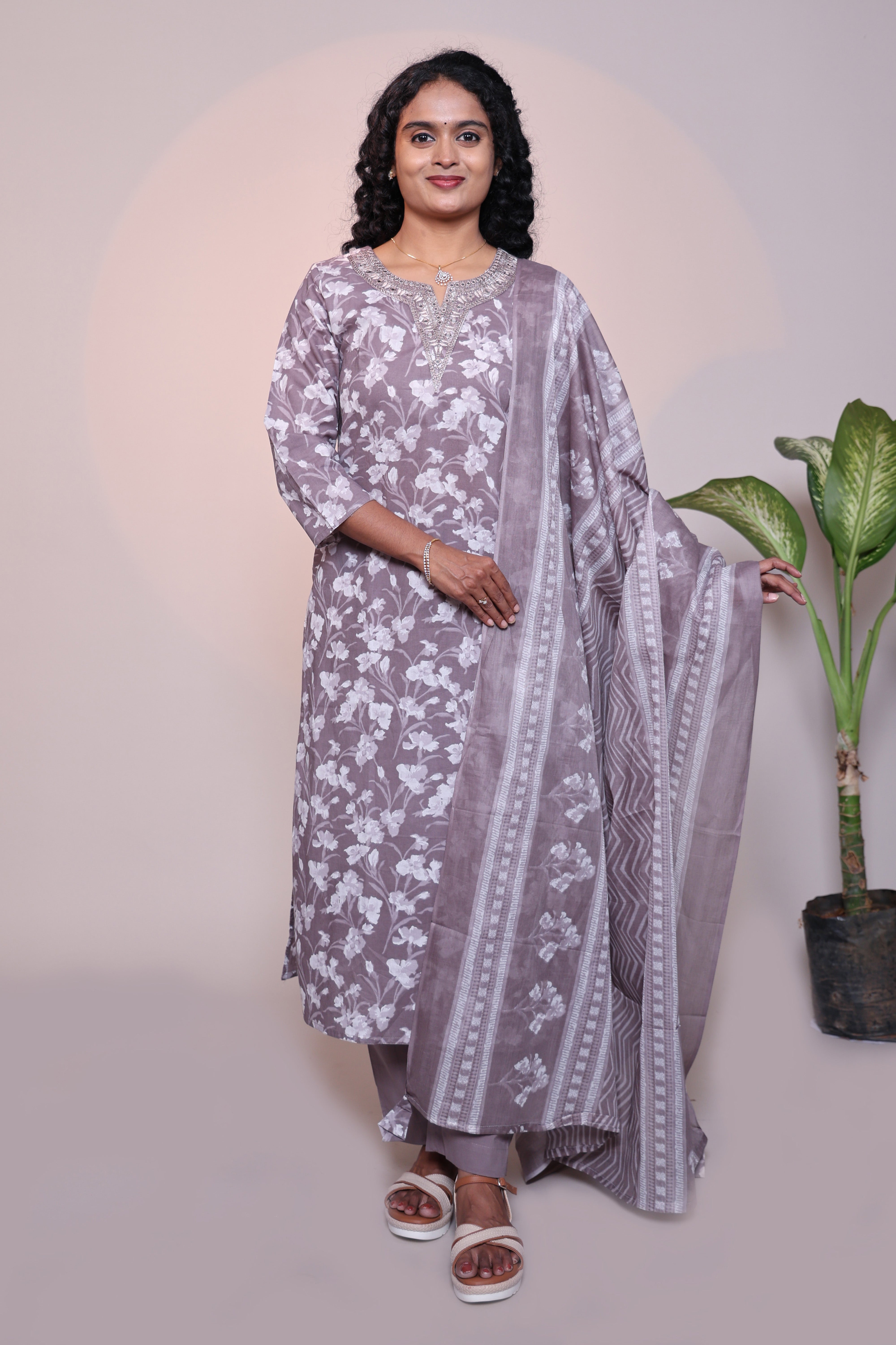 Mauve floral design 3/4 slevee salwar suit with matching pant and floral printed dupatta