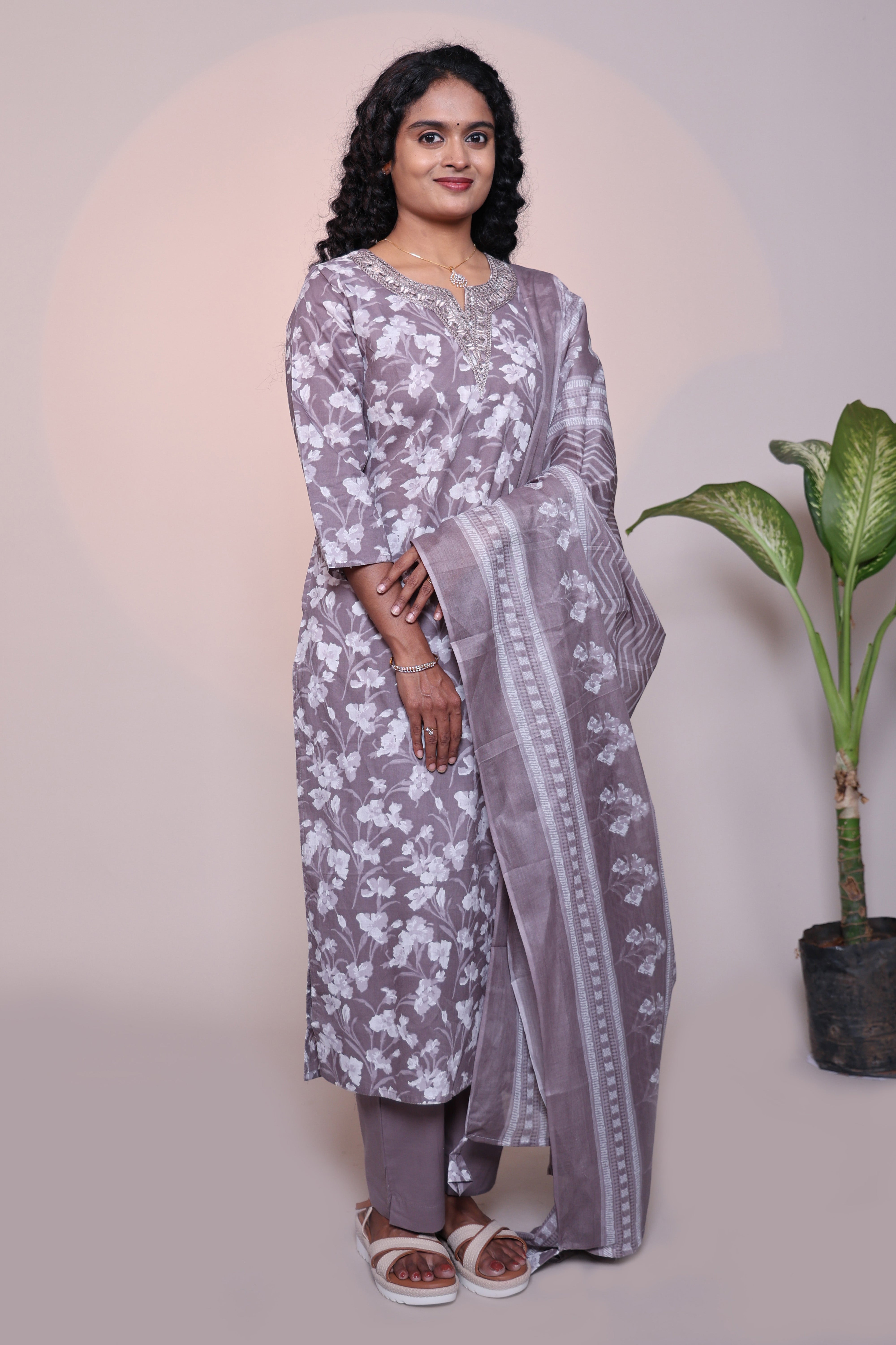 Mauve floral design 3/4 slevee salwar suit with matching pant and floral printed dupatta