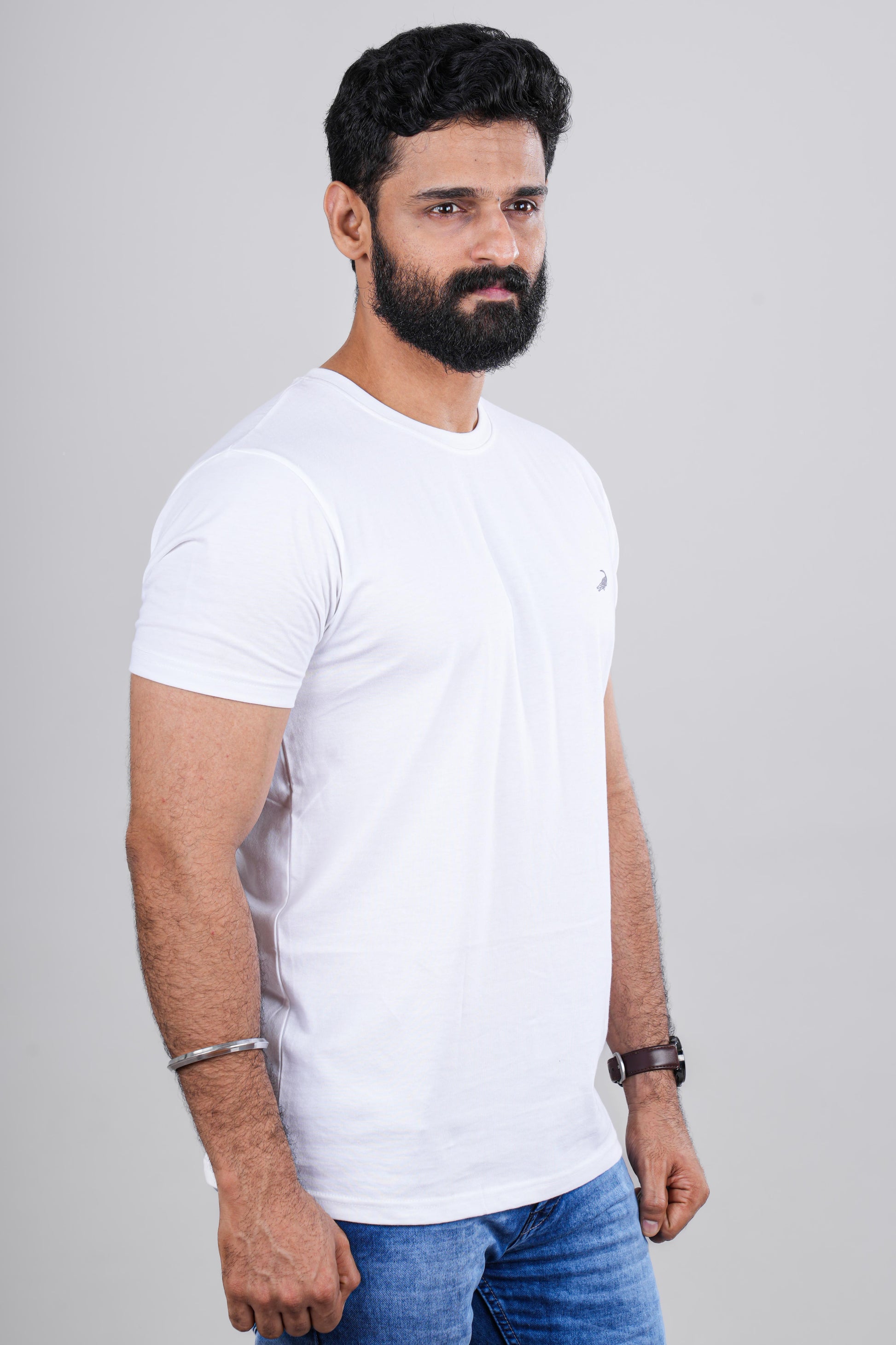 Mens white basic tee