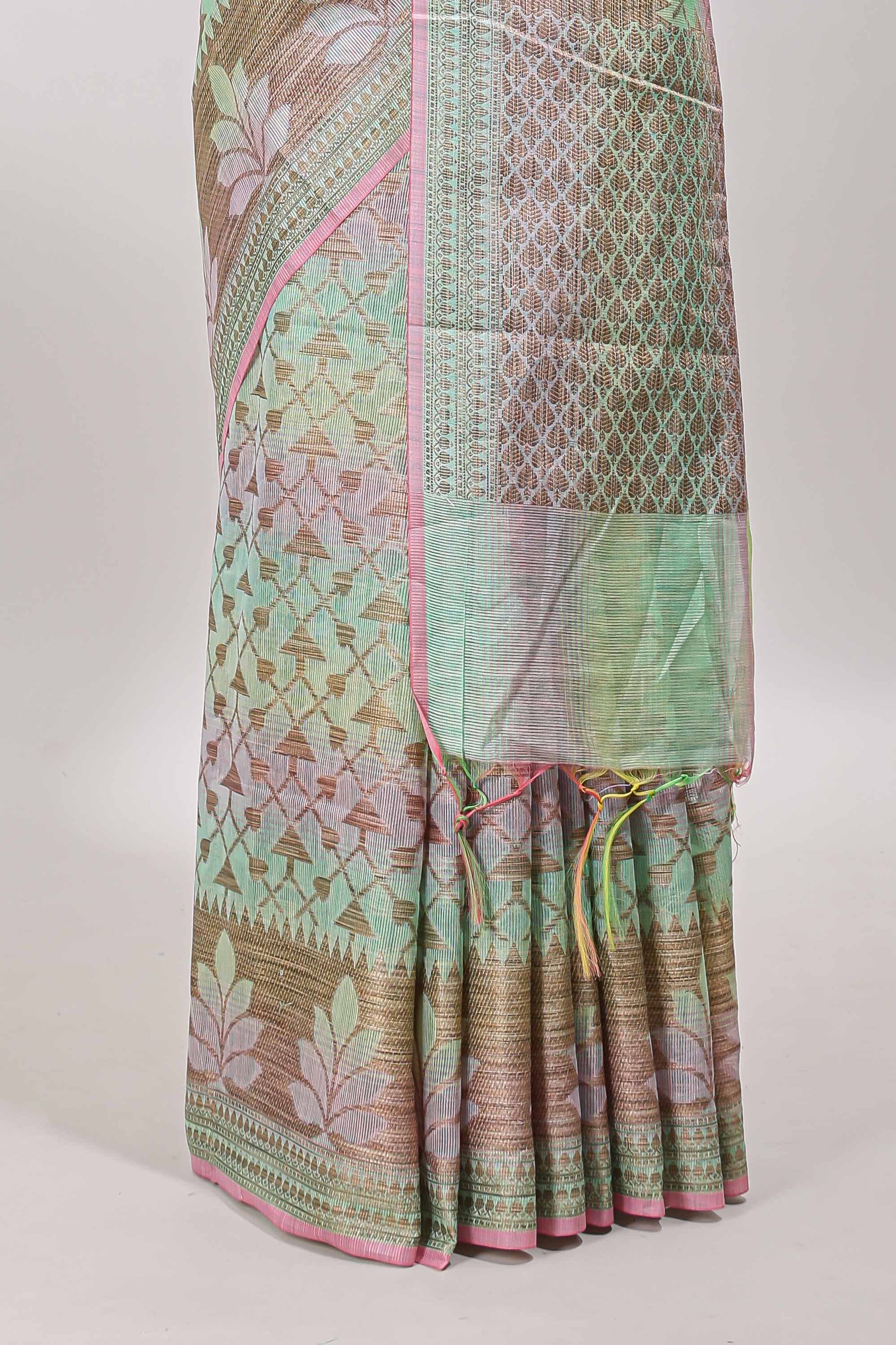  Multi pallu saree