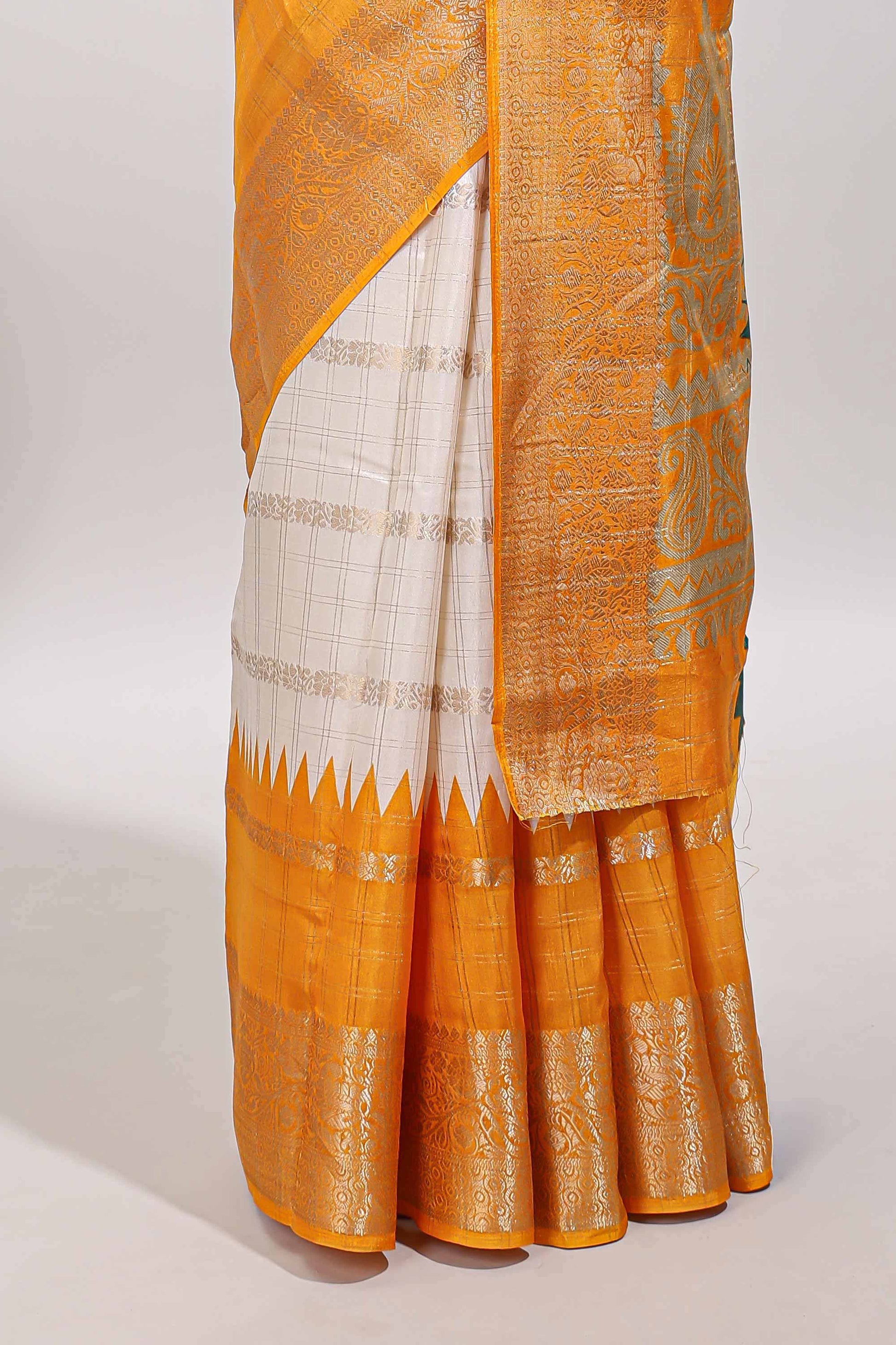 Multicolor dola silk elegant saree
