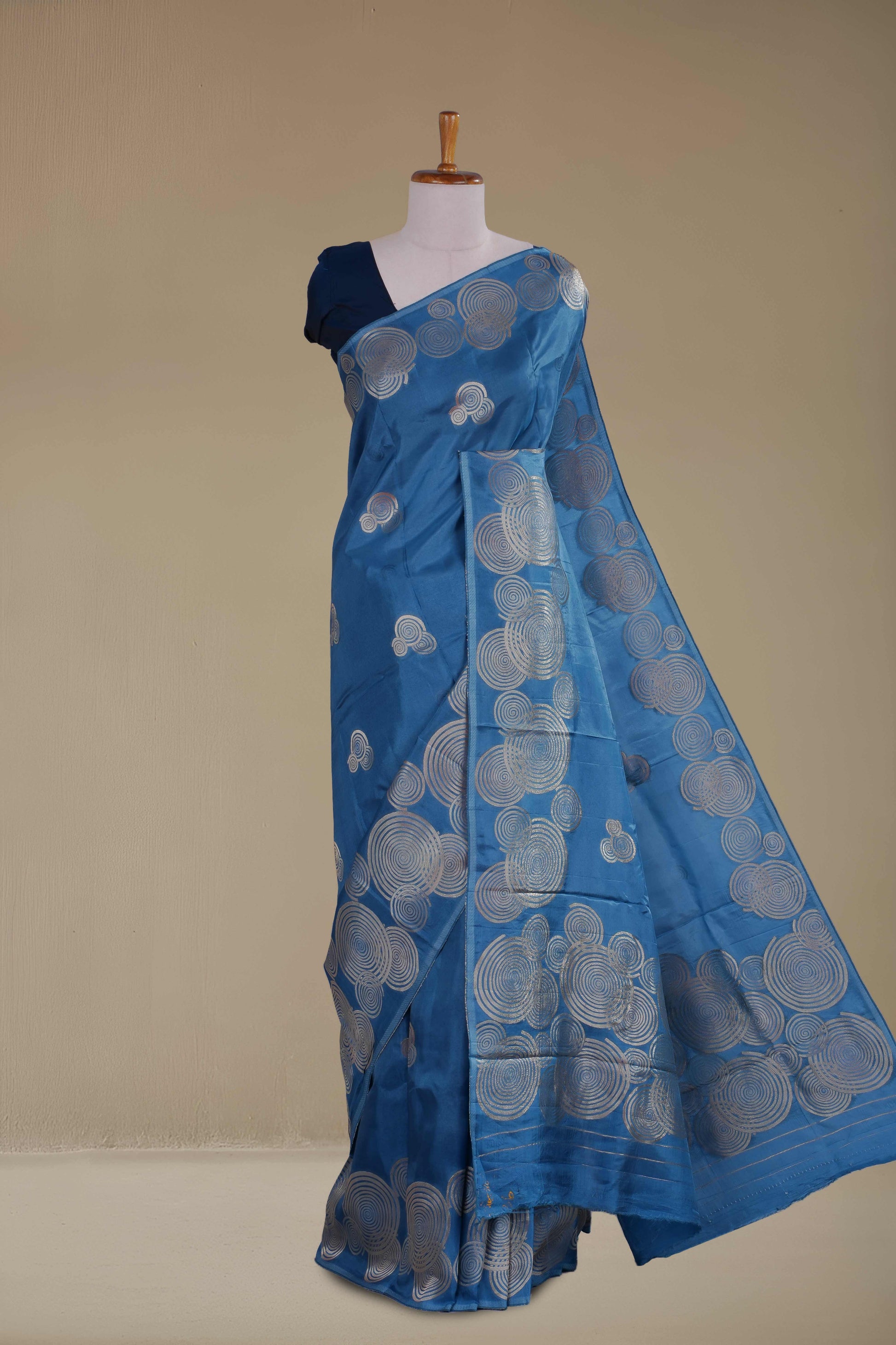 Mushru silk weave 
