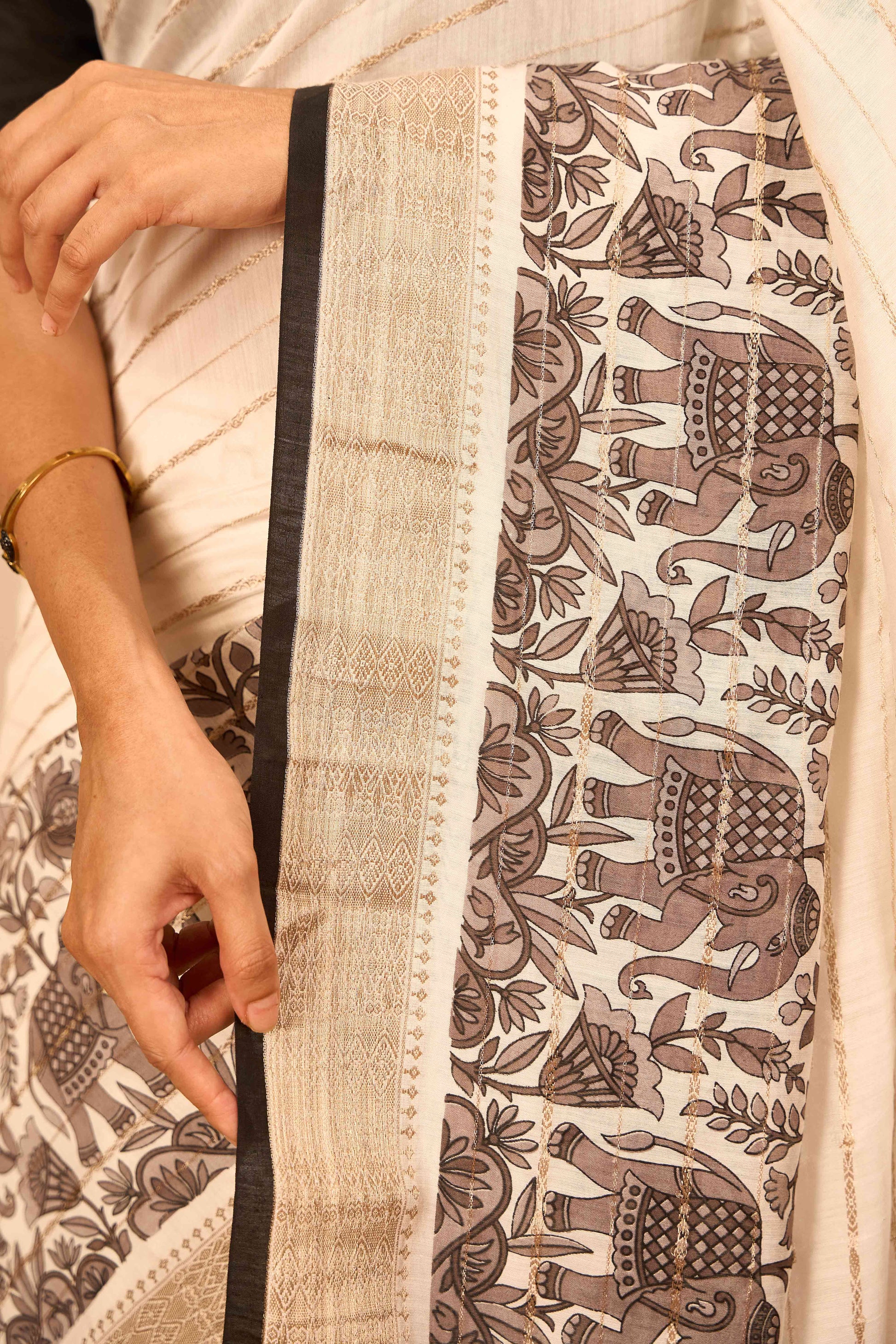 Muslin fabric black white