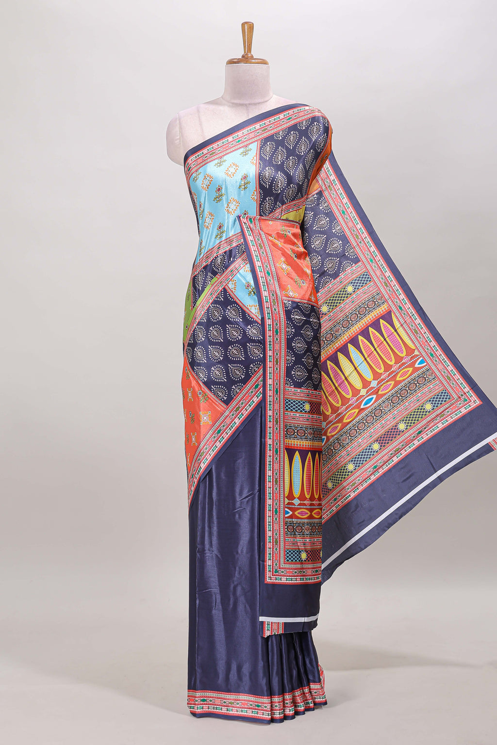 Navy blue textured masakali
