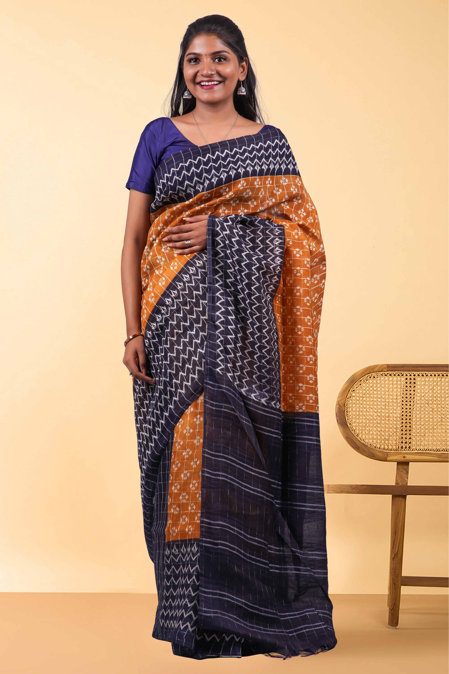Orange contrast pallu saree