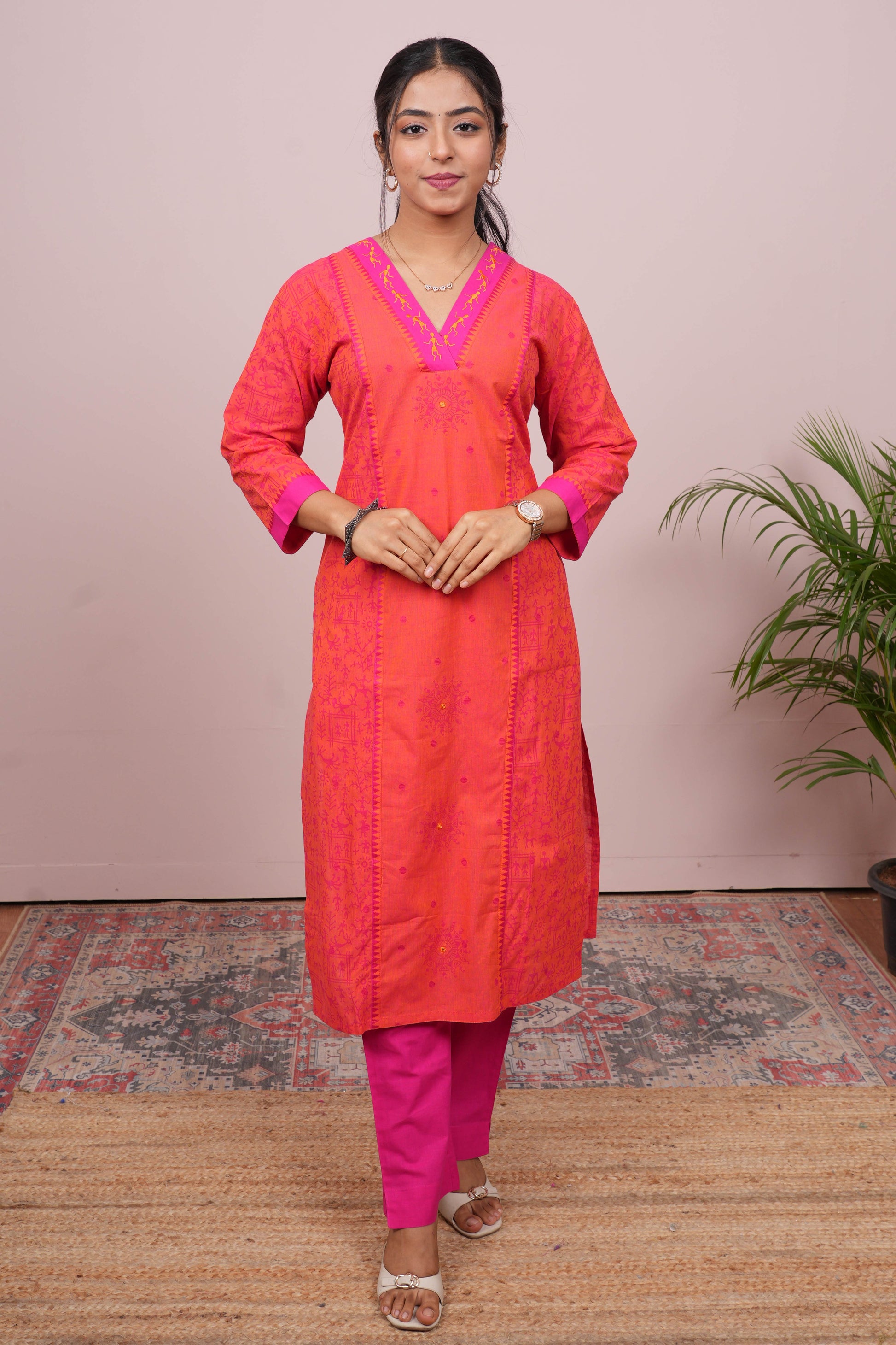 Orange neckline design outfit