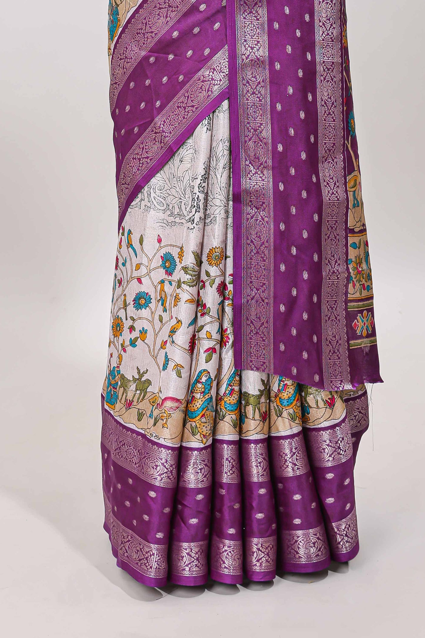 Pallu contrast visual break