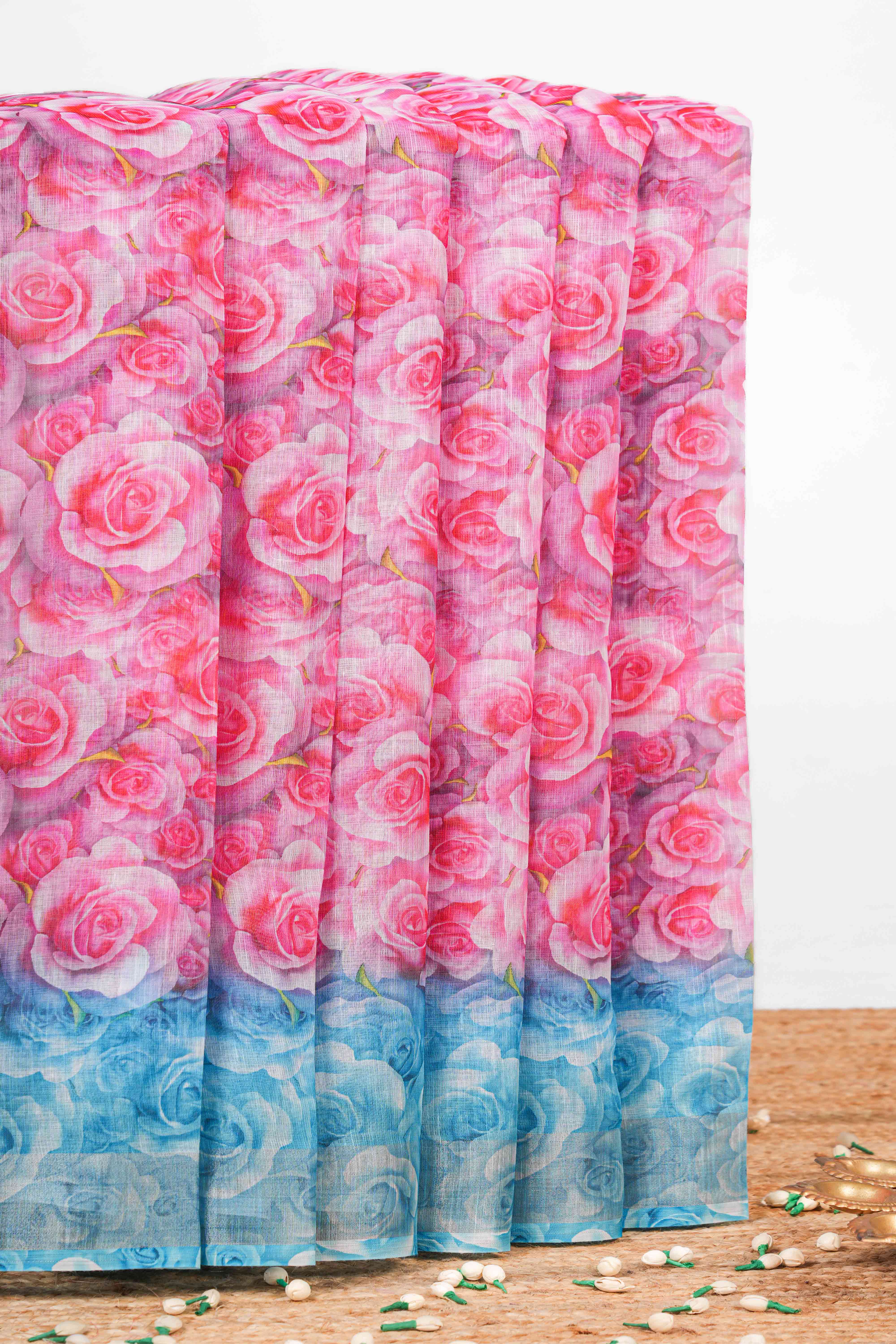 Pink linen saree with contrast pallu