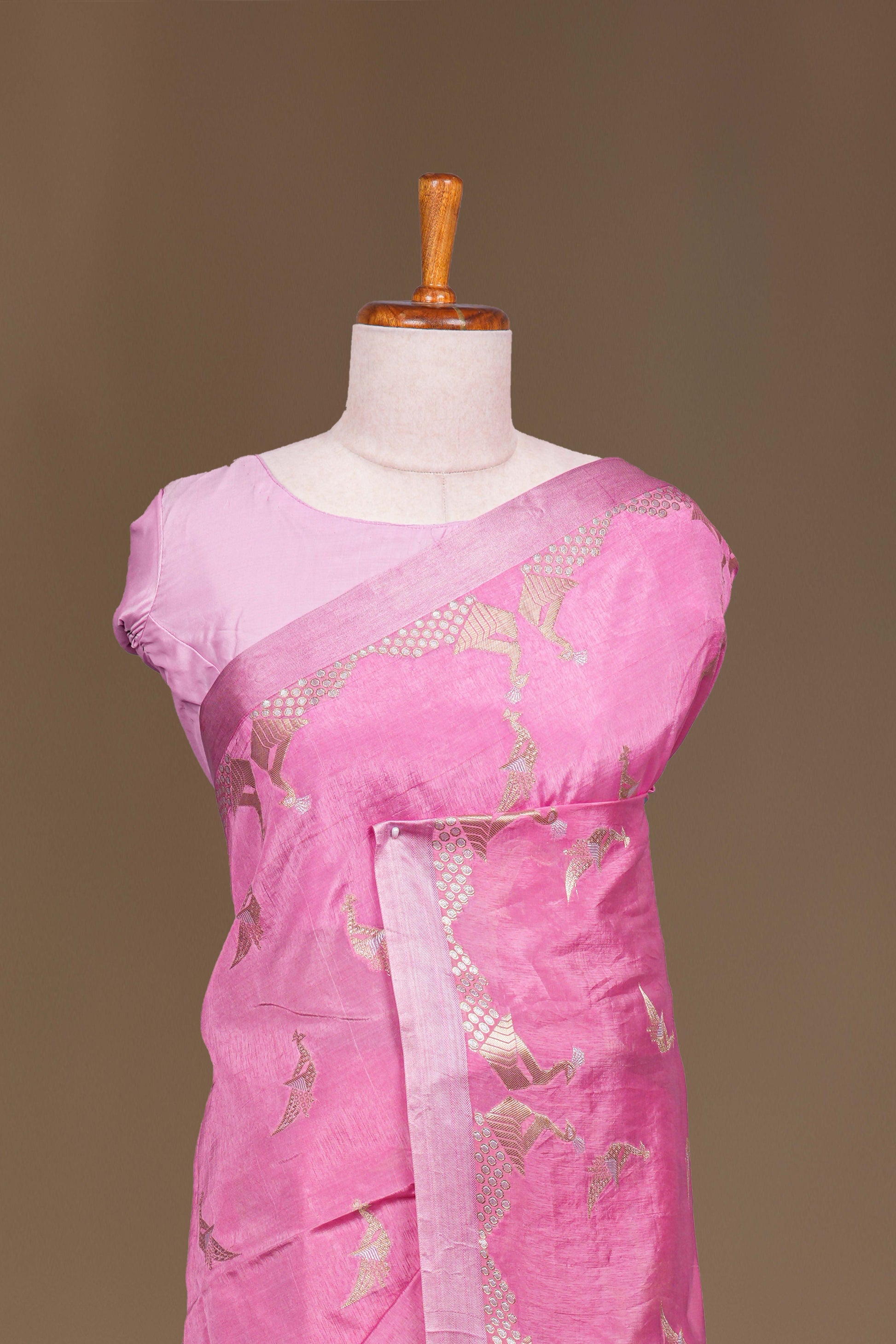 Pink raw silk geometric pallu saree