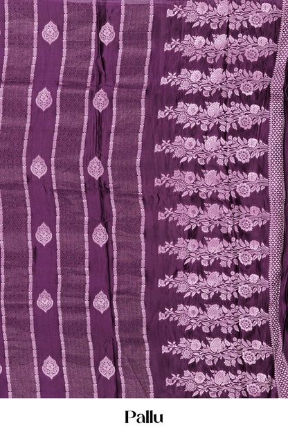 Purple Striped pallu design