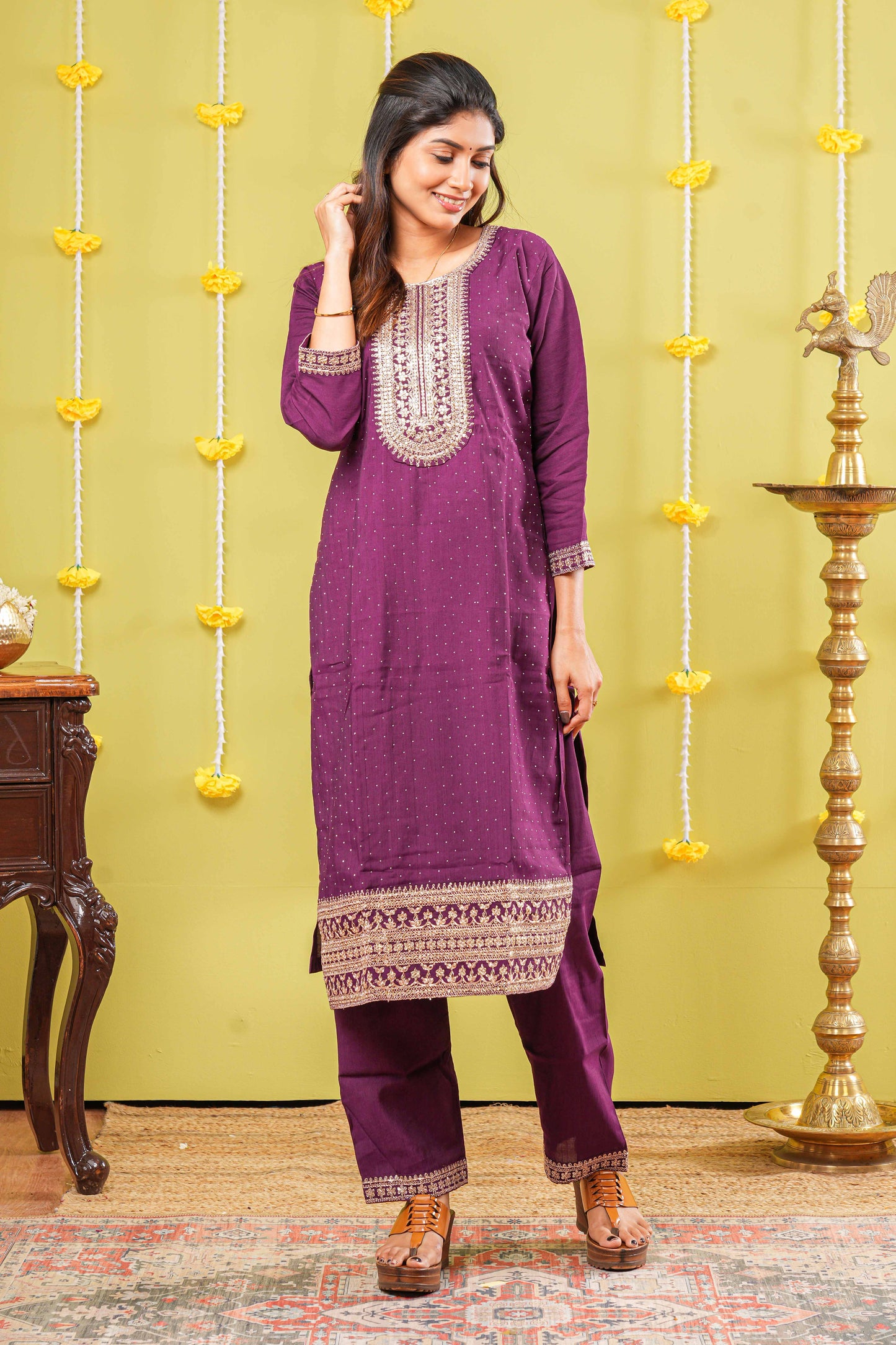 Purple embroidered neckline suit