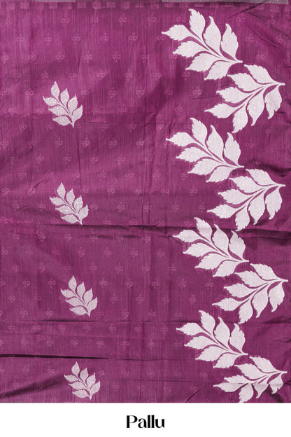 Refined festive drape purple saree