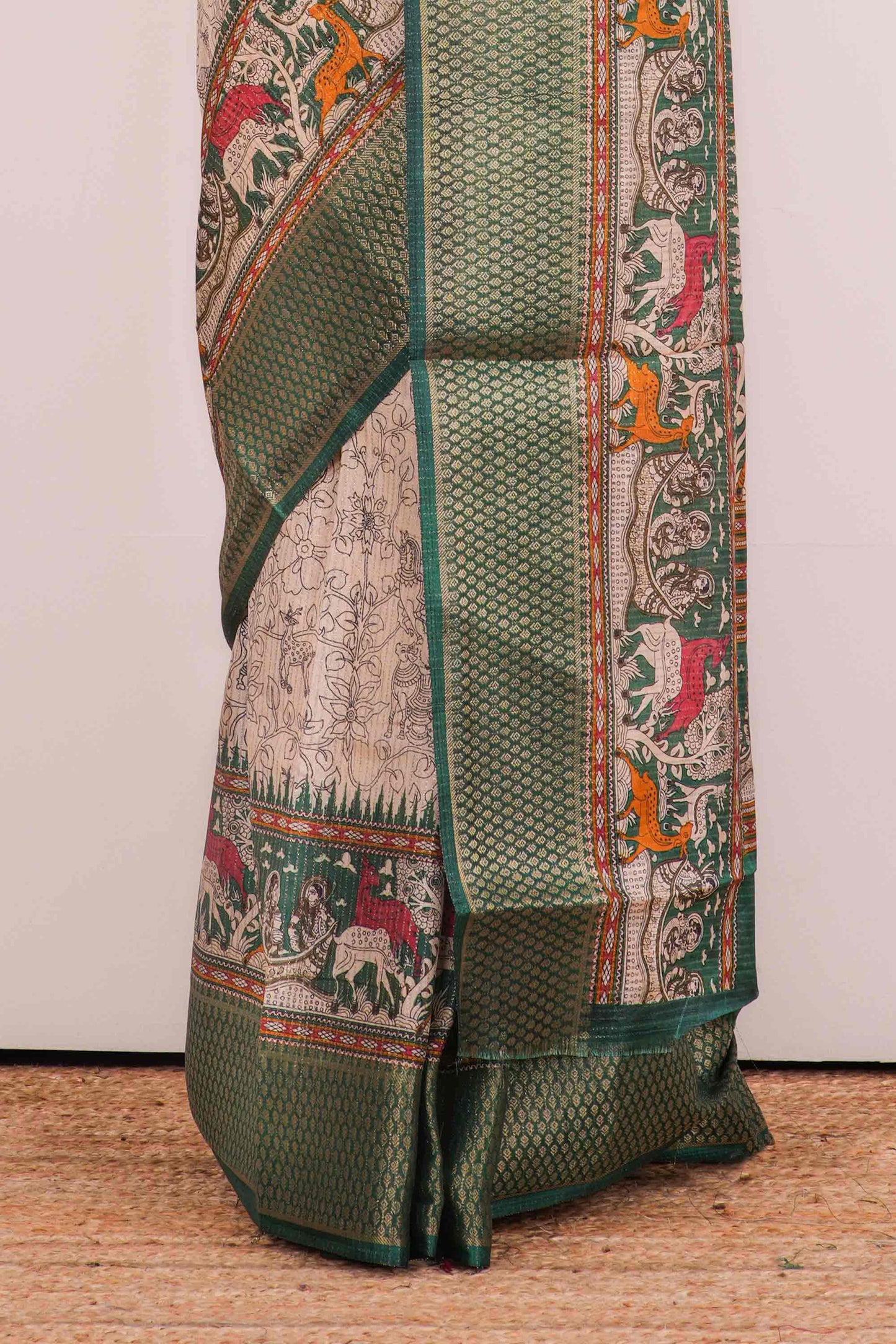 Sandal contrast border silk