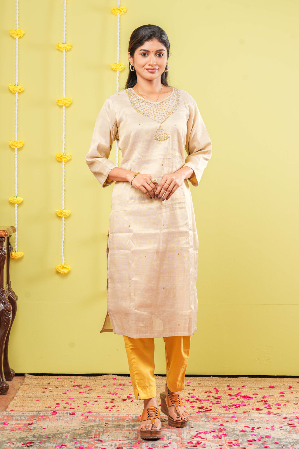 Sandal dupatta suit set
