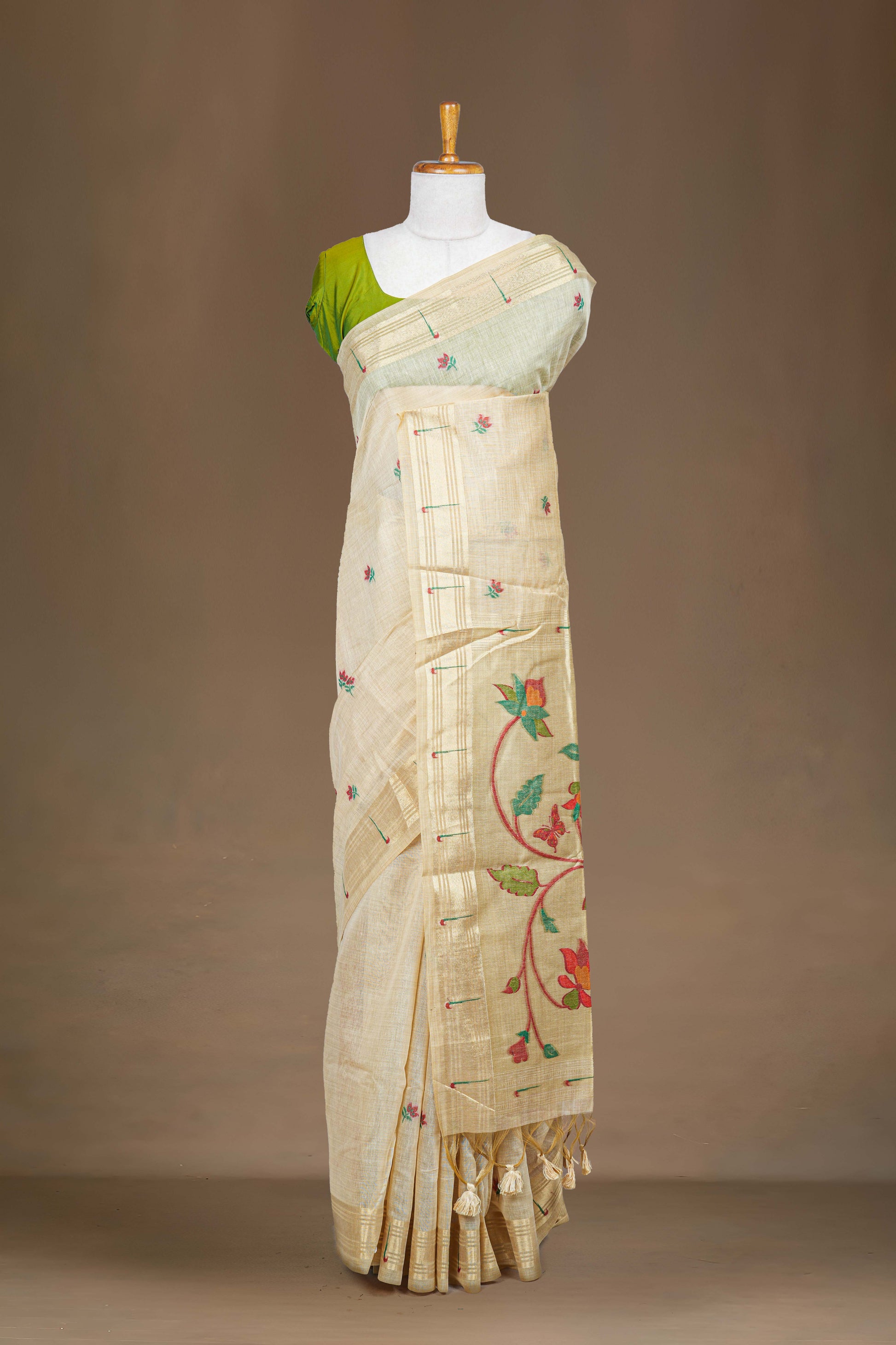 Sandal floral motifs cotton saree