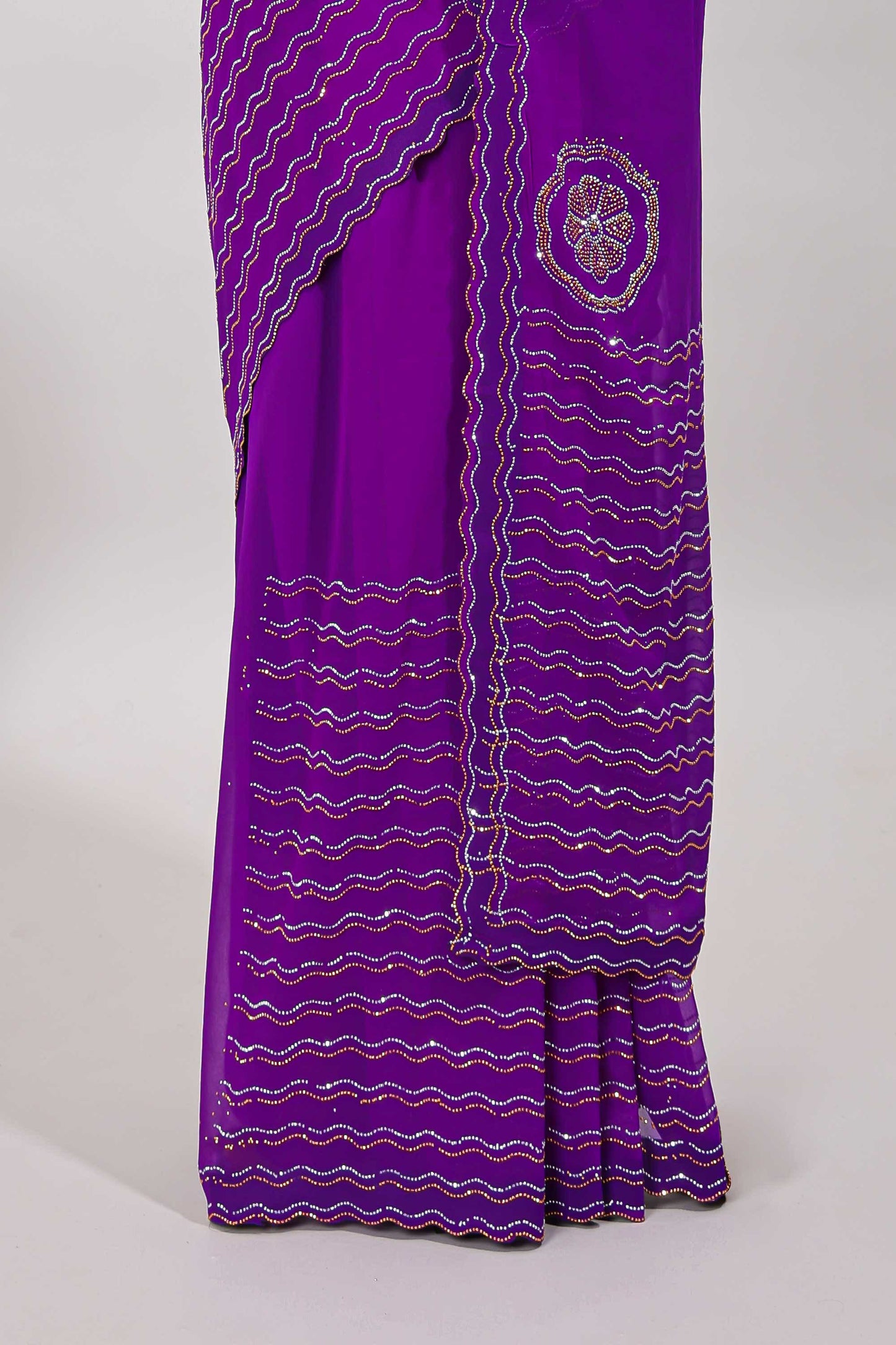 Scallop border rani pink saree