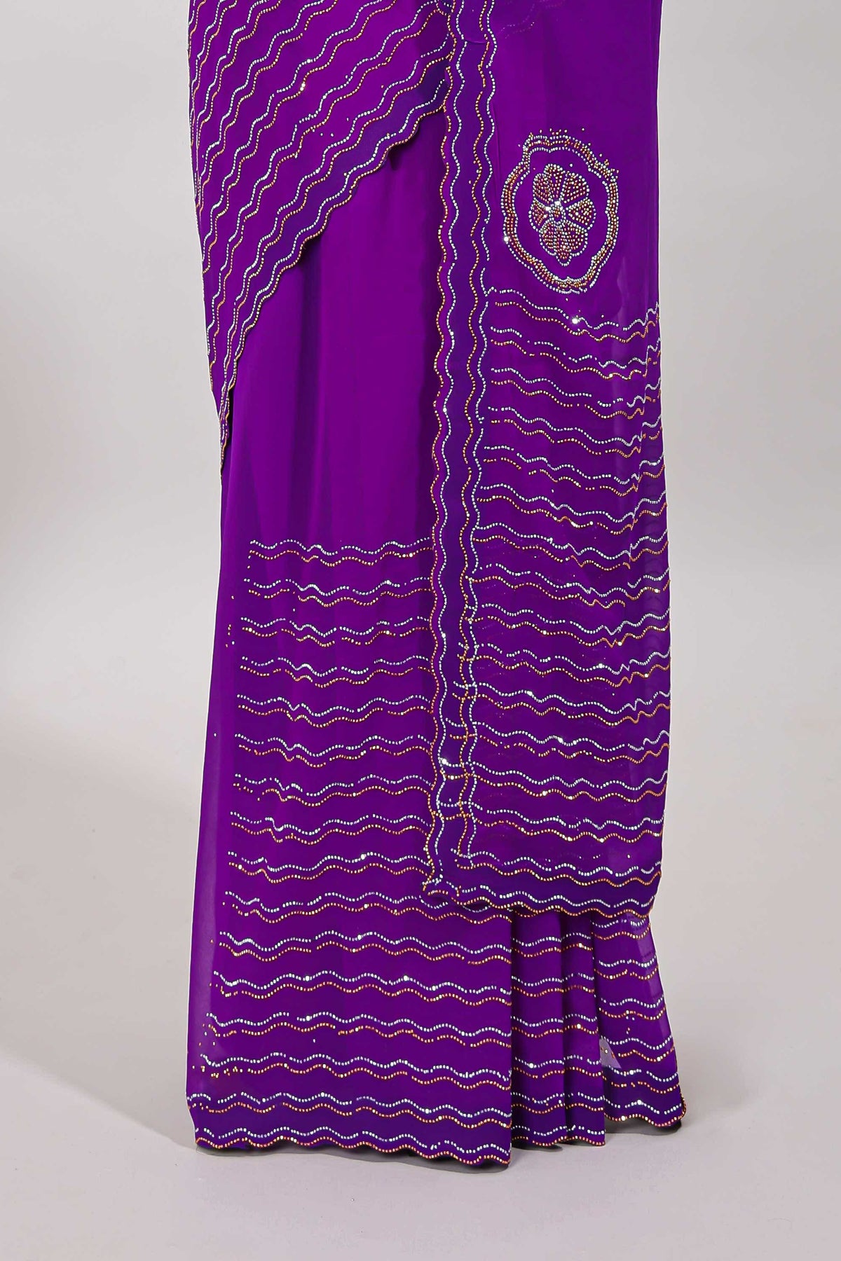 Scallop border rani pink saree
