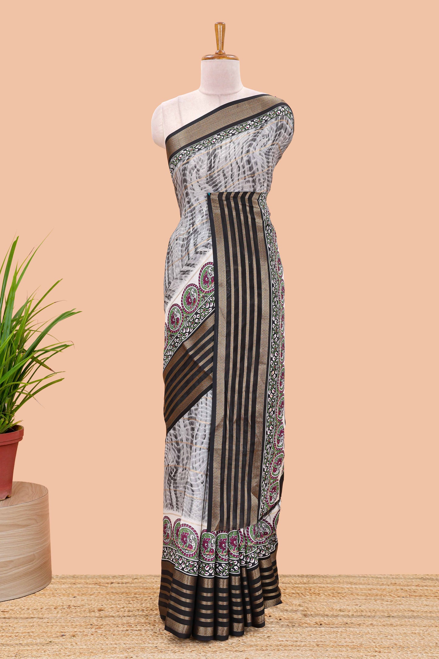 Shibori print detailing 