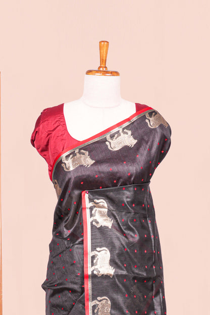  Smooth textured fabric 