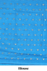 Sophisticated statement drape
