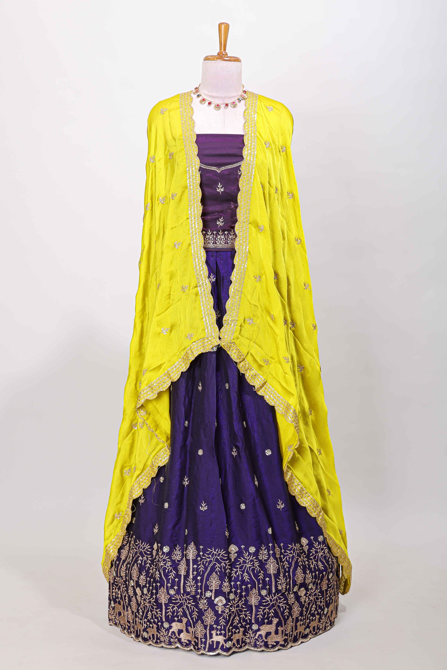 Stone work ethnic ensemble