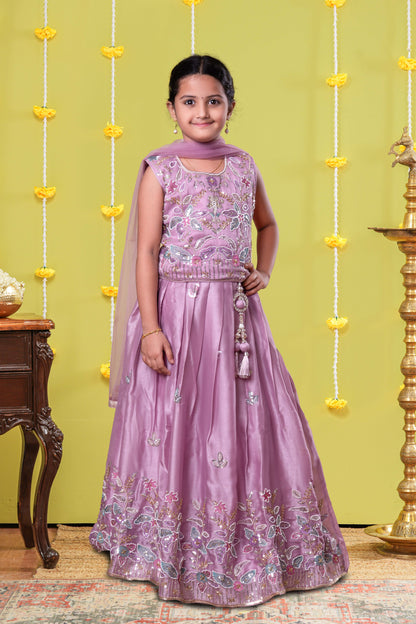 Thread detailed traditional party wear
