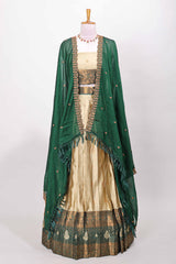 Traditional dhavani celebration wear