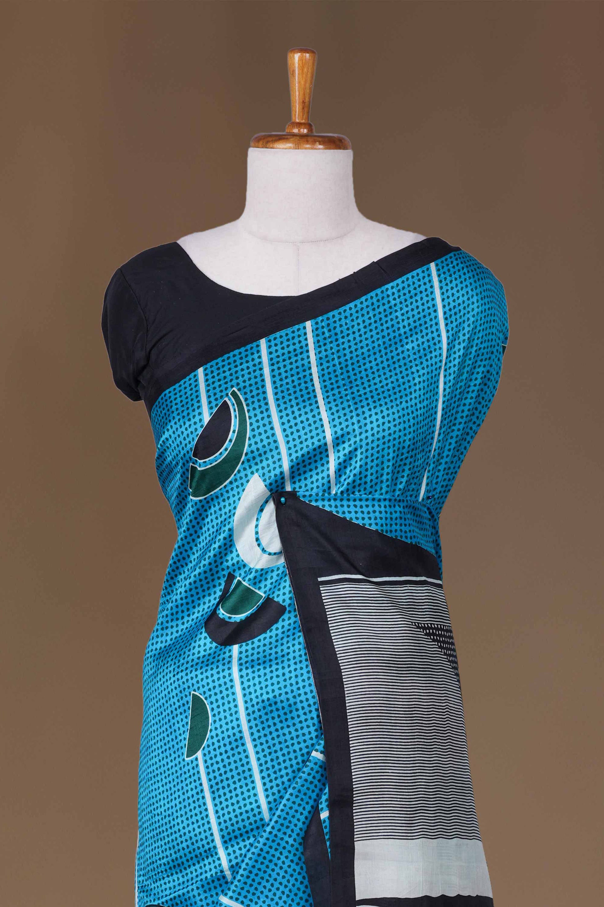 Turquoise contrast pallu tussar silk saree