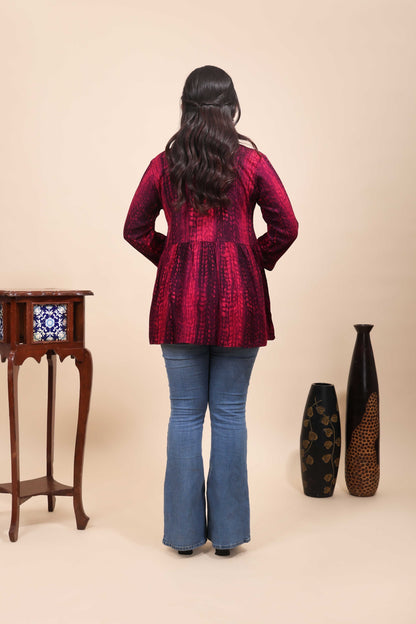 Pink Shibori Tie-Dye Print Short Kurti with Vertical Stripes, 3/4 Sleeves & Tassel Tie-Up Neck