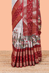 White Pallu print detailing