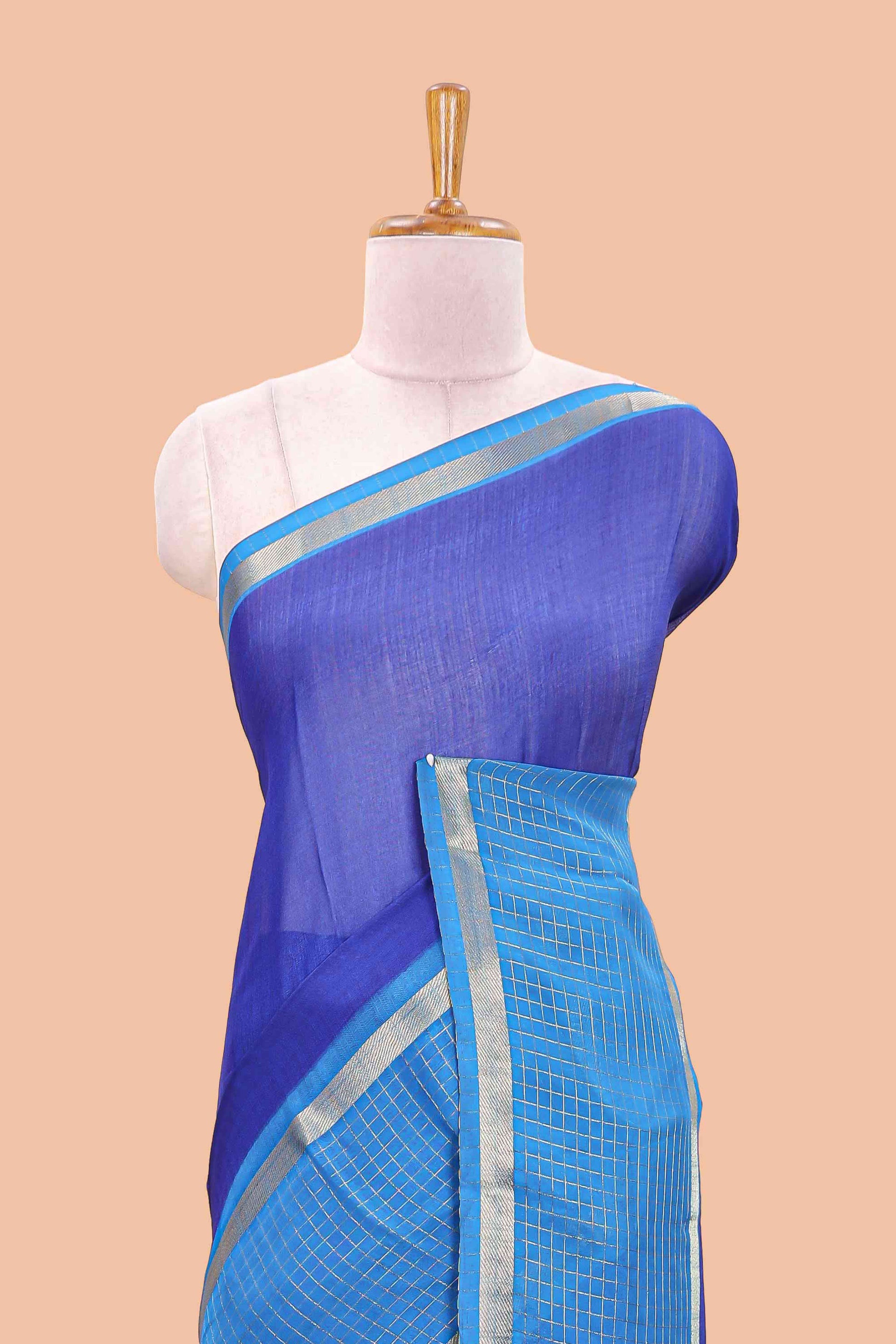 Zari check contrast detailing