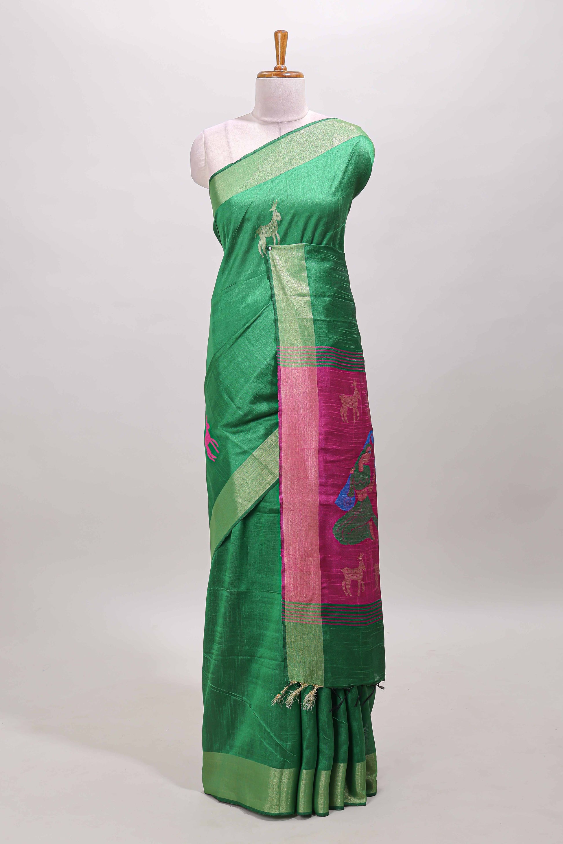 Zari deer motifs