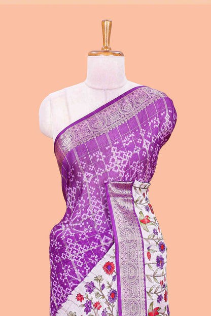 Zari edge design accents
