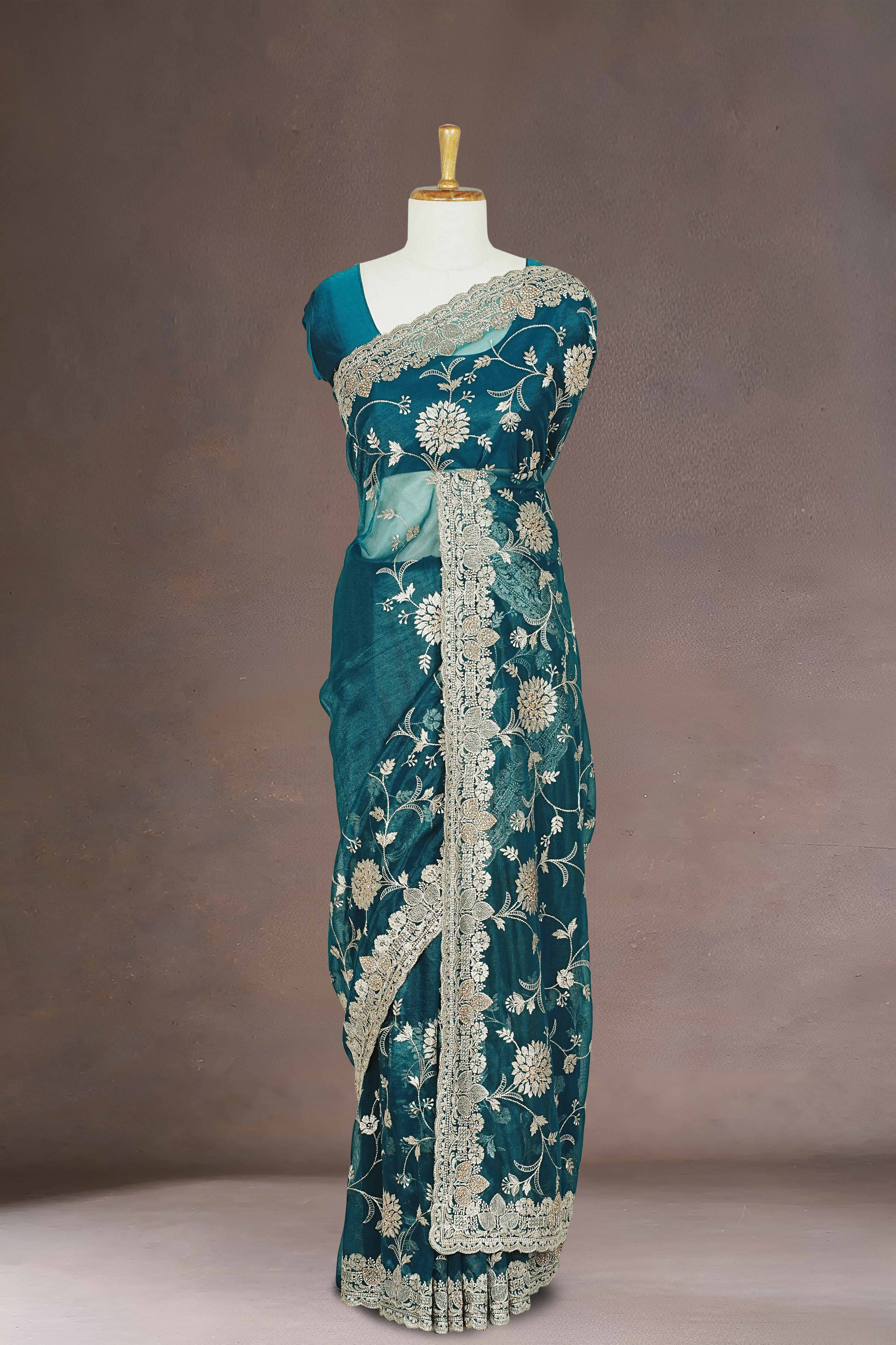 Zari embroidered detailing