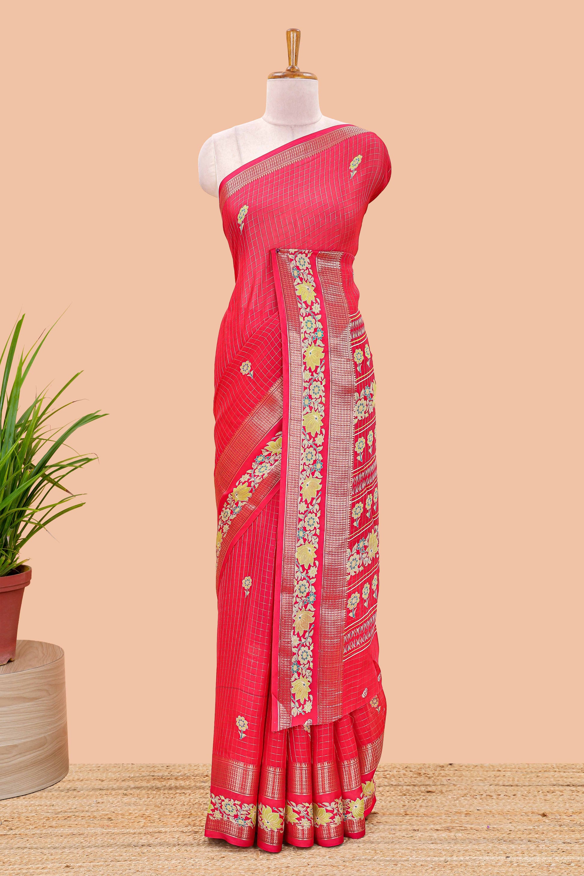 Zari grid design detailing