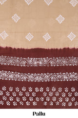 beige batik print saree 
