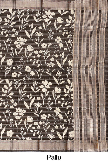 black and white saree pallu