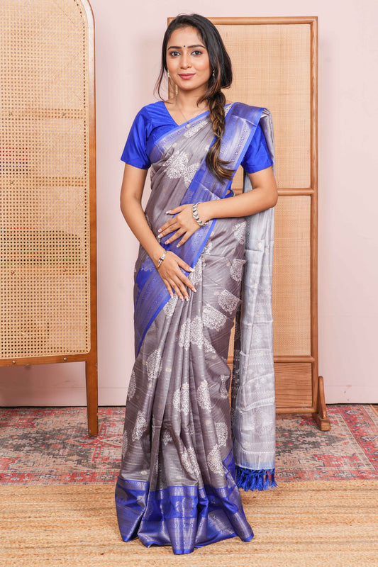 dola silk blue saree