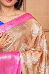 dola silk saree with pink border