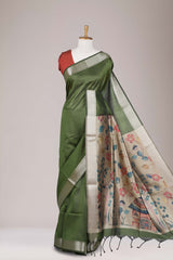 green saree with floral print