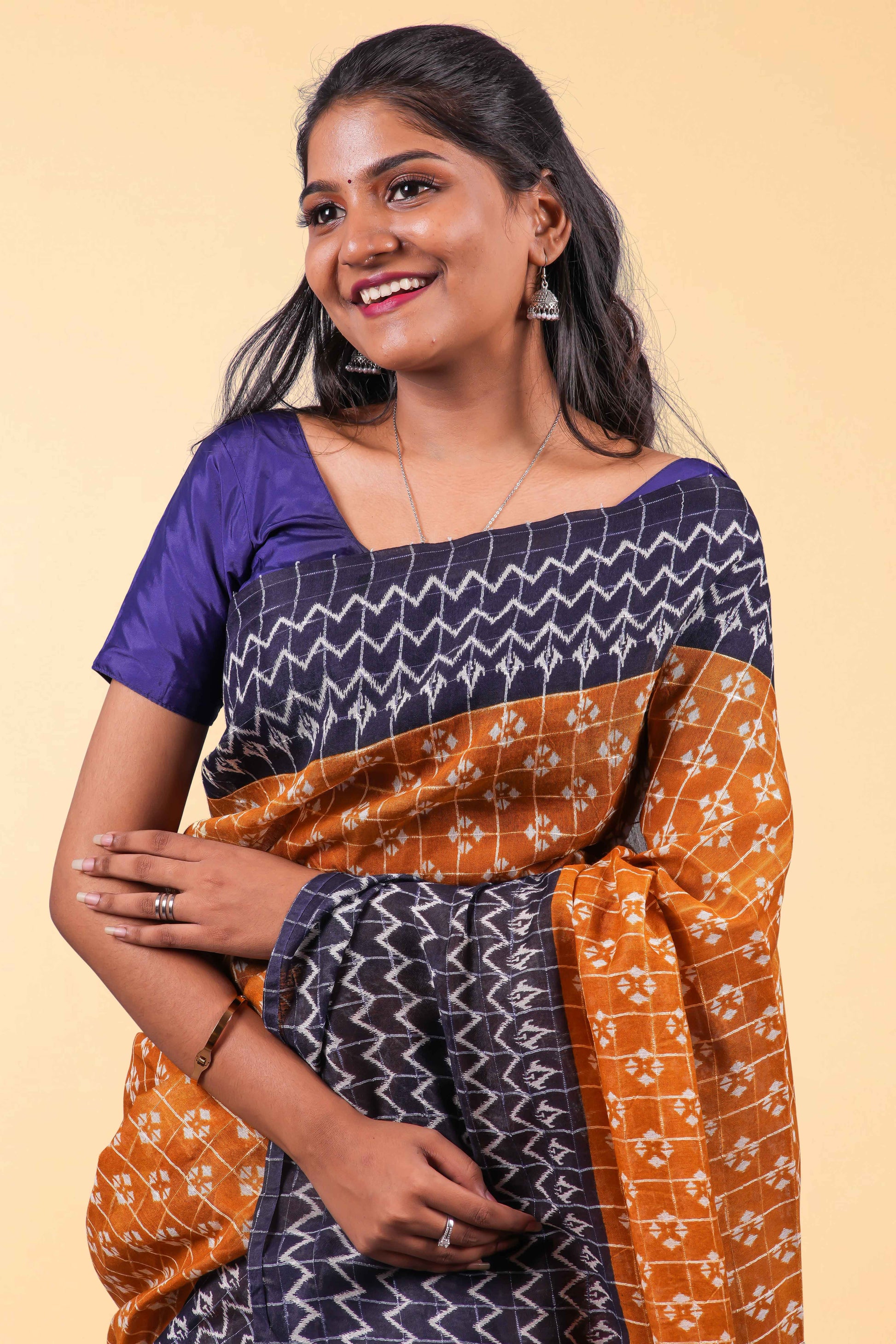 orange thread butta linen
