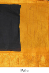  zari border detail decorative pallu design